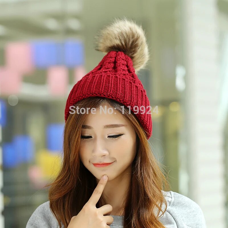 Knitted PomPom Beanie