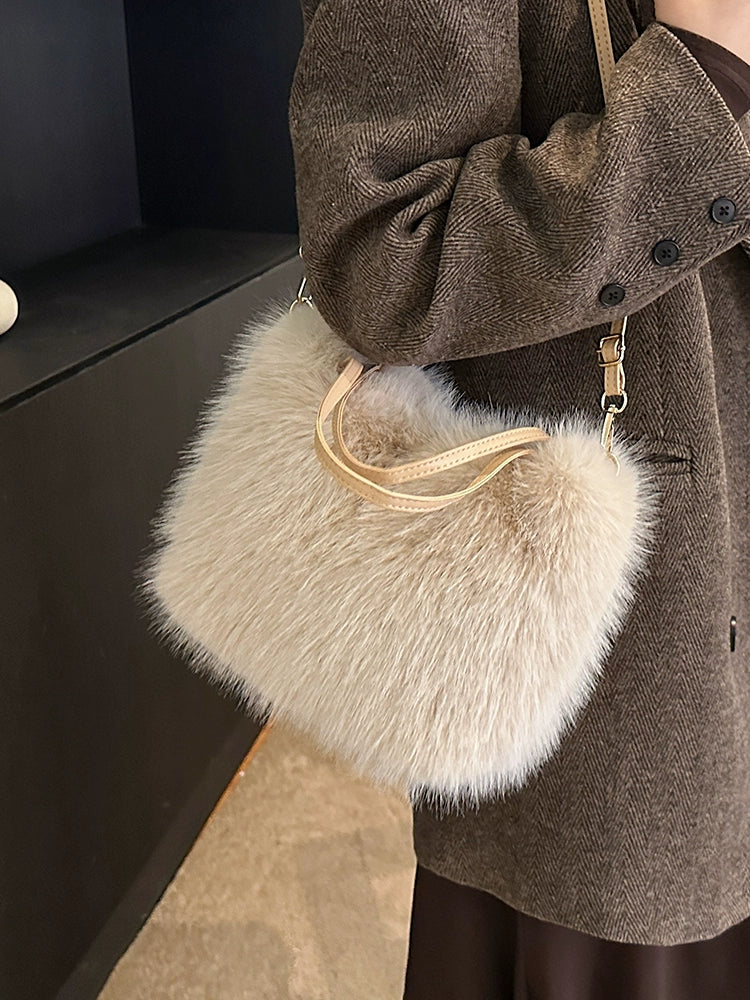 FurVogue Winter Gala Bag